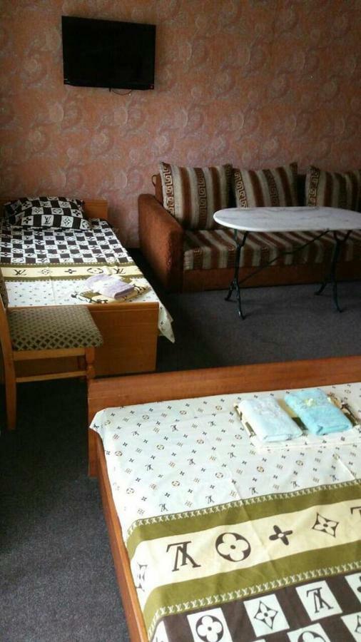 Imperial Hotel Krivoy Rog Kryvyi Rih Exteriör bild